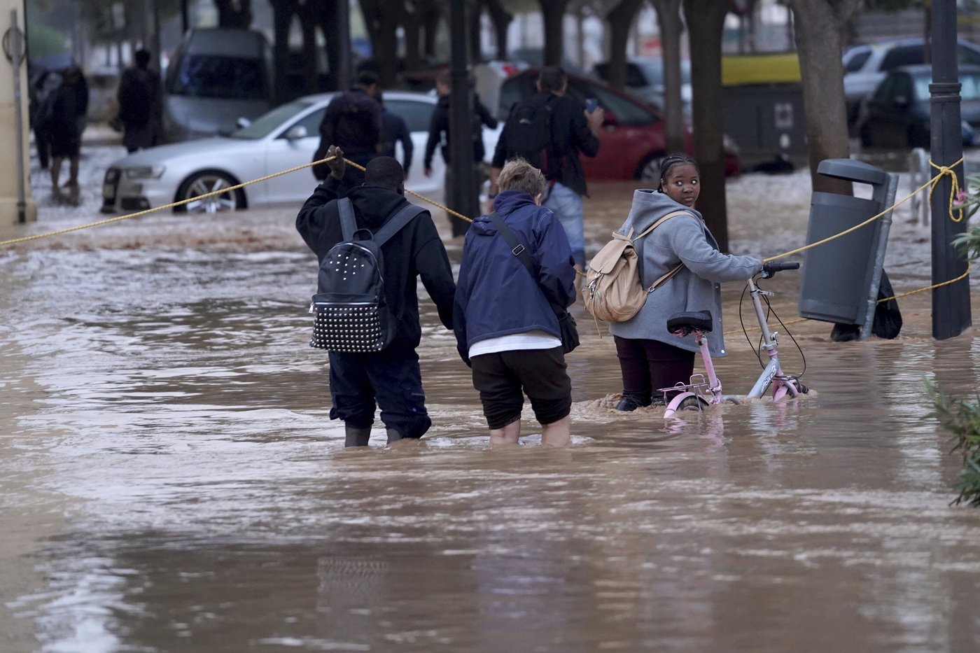 Spanish authorities report multiple victims from flash flooding | iNFOnews.ca Spanish authorities report multiple victims from flash flooding | iNFOnews.ca