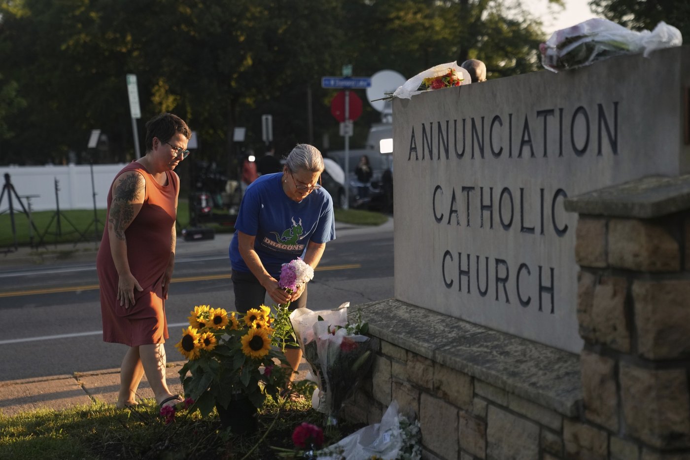 What to know about the shooting at a Minneapolis Catholic school | iNFOnews.ca What to know about the shooting at a Minneapolis Catholic school | iNFOnews.ca