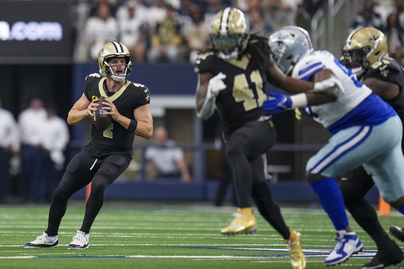 Surging Saints aim to rediscover their 'dome' advantage against the frustrated Eagles | iNFOnews.ca Surging Saints aim to rediscover their 'dome' advantage against the frustrated Eagles | iNFOnews.ca