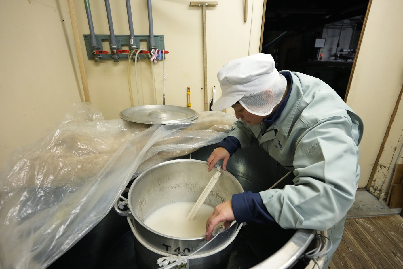 Japan's famous sake joins UNESCO's cultural heritage list, a boost to brewers and enthusiasts | iNFOnews.ca