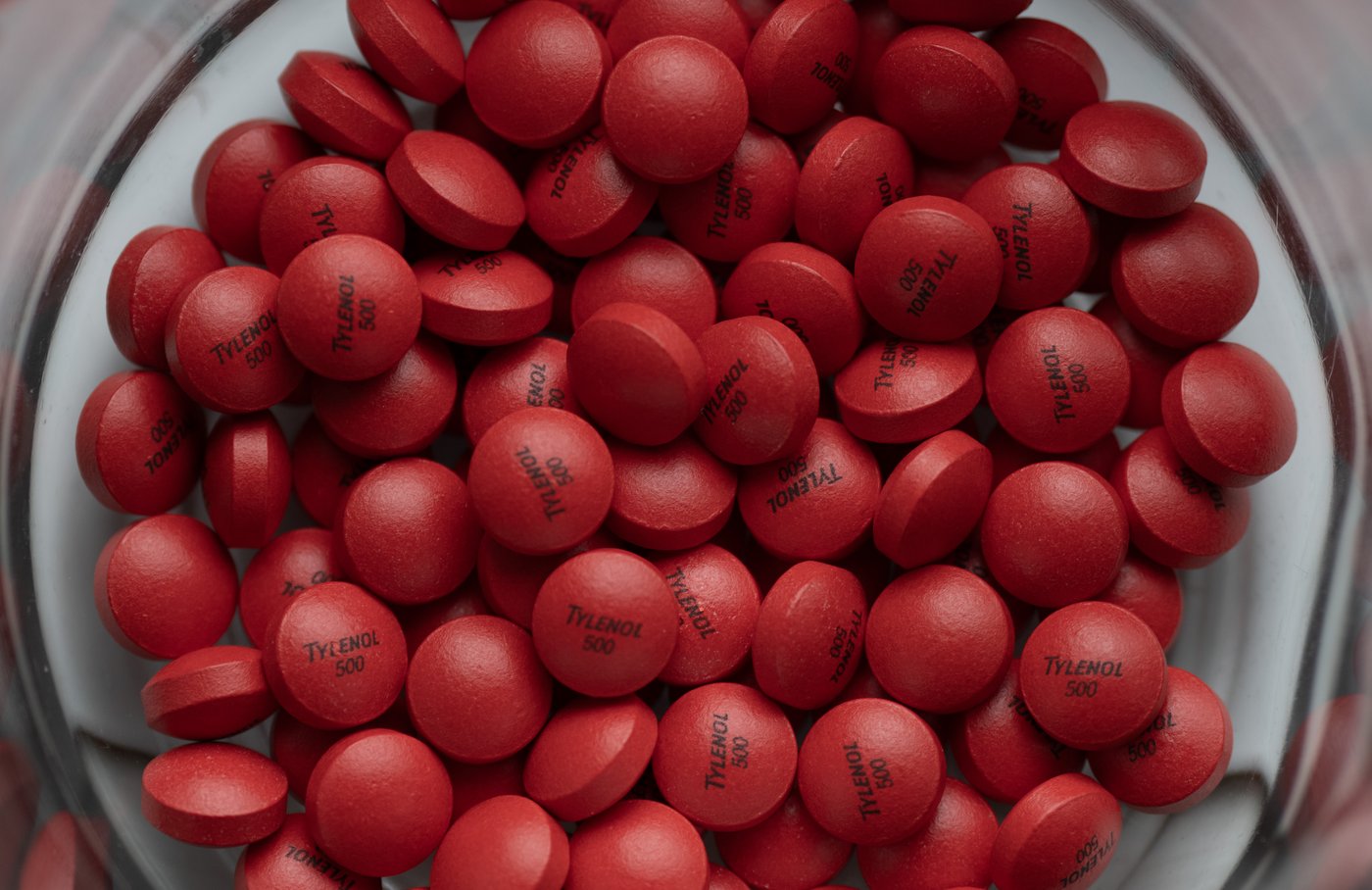 Canadian obstetricians say Tylenol is still safe to take in pregnancy after position review | iNFOnews.ca Canadian obstetricians say Tylenol is still safe to take in pregnancy after position review | iNFOnews.ca