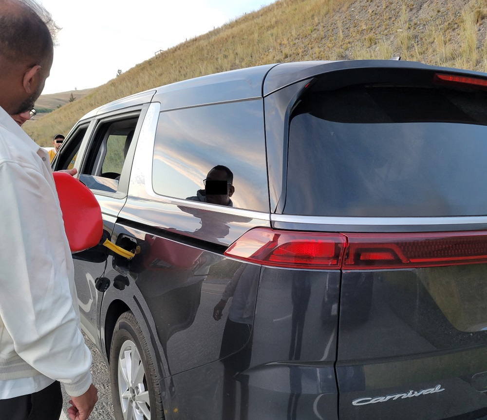 Alberta driver tells Merritt RCMP he was speeding to 'save on gas' | iNwheels