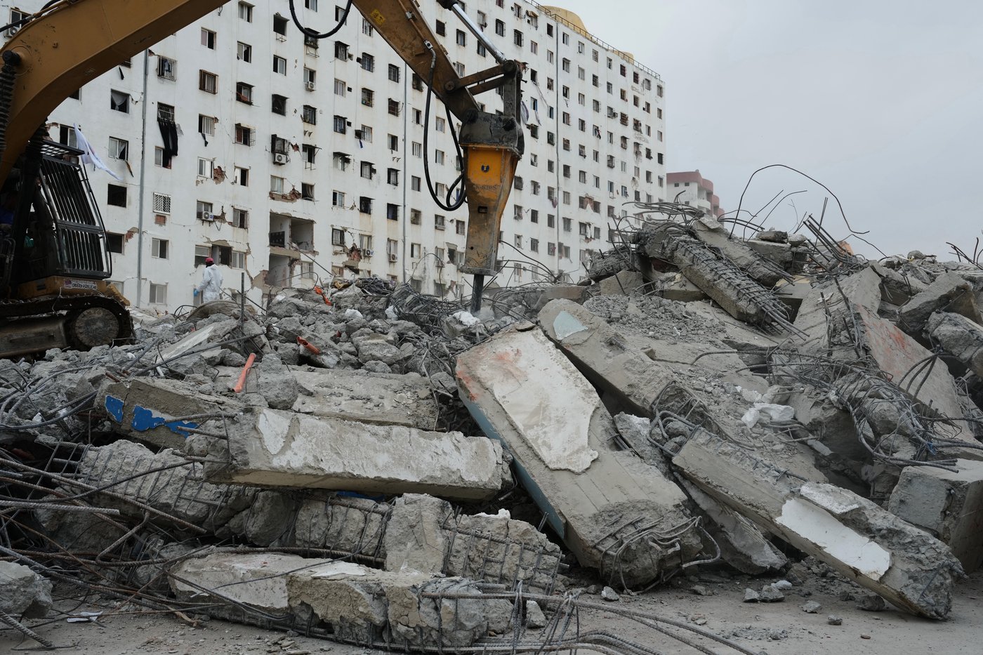 Takeaways from AP investigation into collapse of housing towers during Venezuela's earthquakes | iNhome