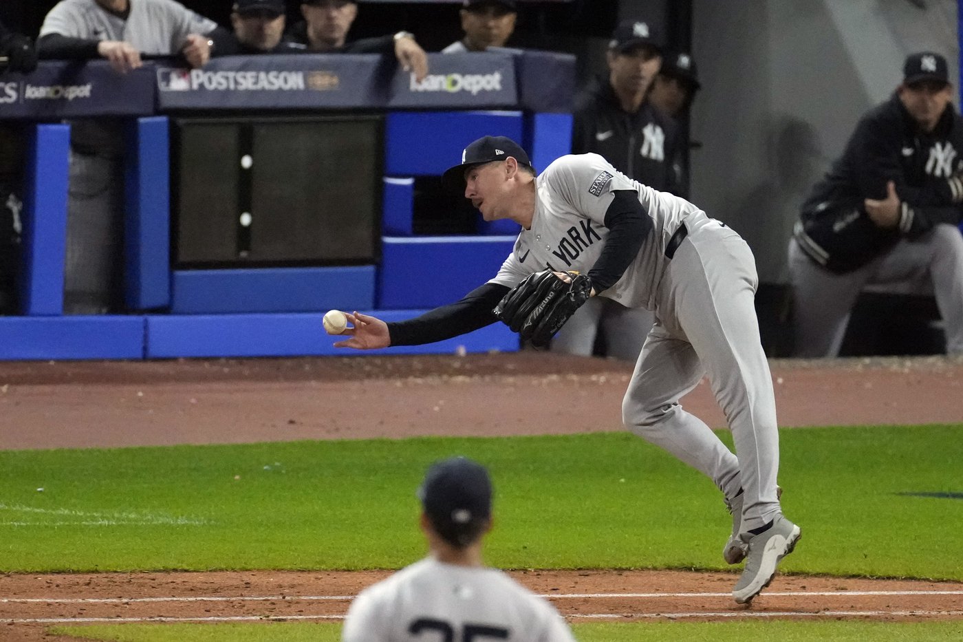 Leiter Jr. gets win in ALCS Game 4 for Yankees after being added to roster for injured Hamilton | iNFOnews.ca Leiter Jr. gets win in ALCS Game 4 for Yankees after being added to roster for injured Hamilton | iNFOnews.ca