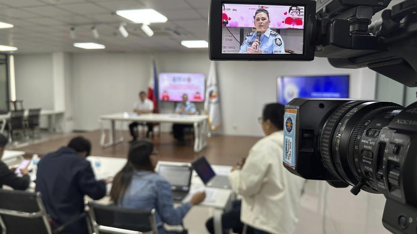 Australian and Philippine police help would-be victims avoid online love scams on Valentine's Day | iNFOnews.ca Australian and Philippine police help would-be victims avoid online love scams on Valentine's Day | iNFOnews.ca