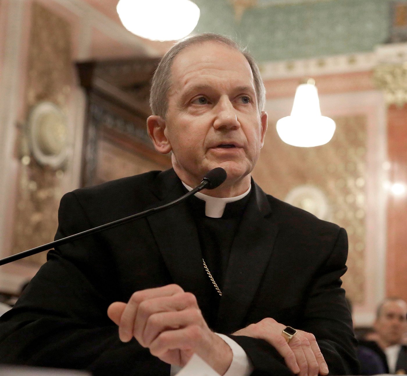 Chicago archbishop's decision to honor US senator stirs Catholic abortion debate | iNFOnews.ca