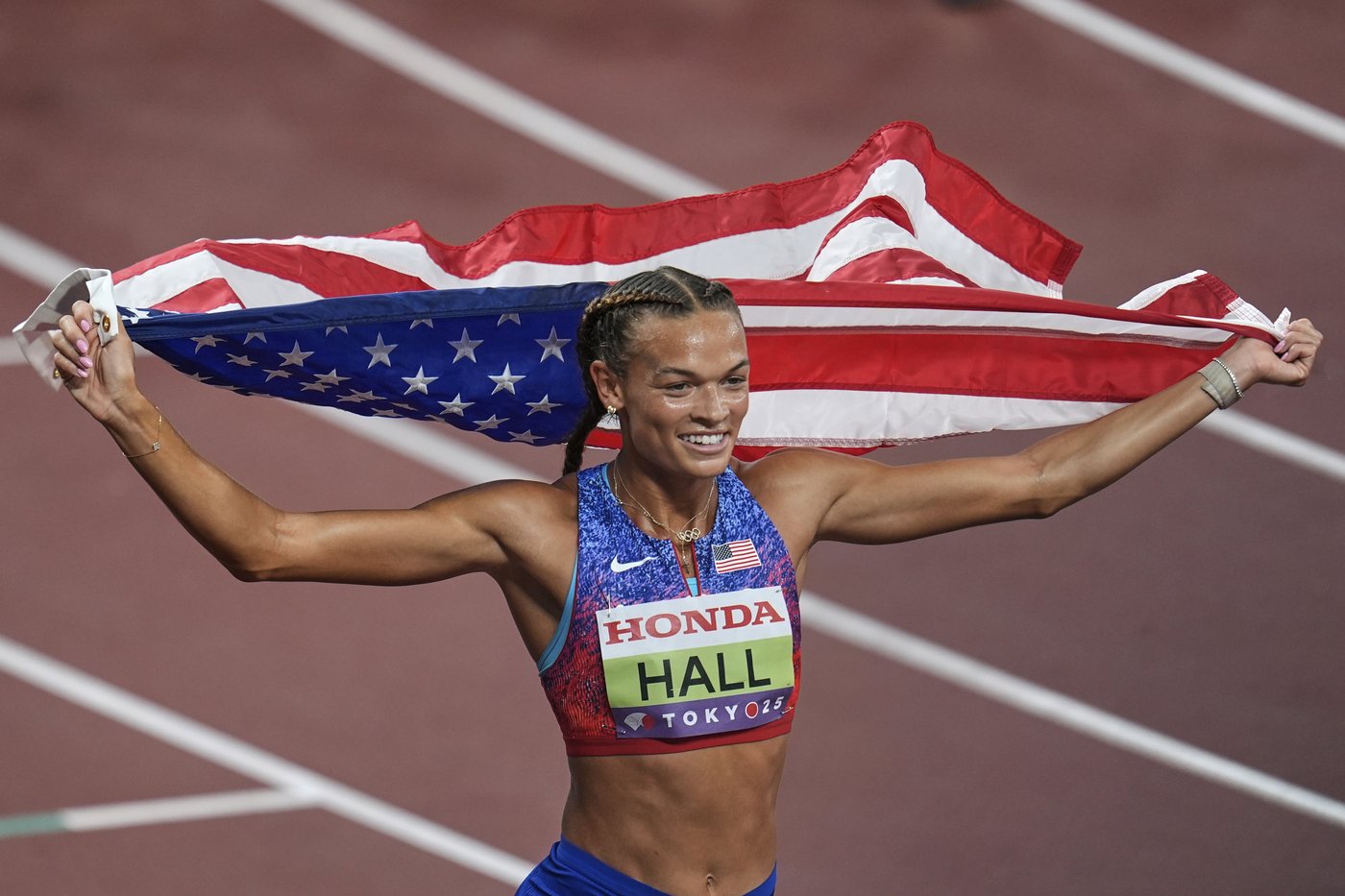 Anna Hall rediscovers love for track, joins Jackie Joyner-Kersee as a US heptathlon world champion | iNFOnews.ca