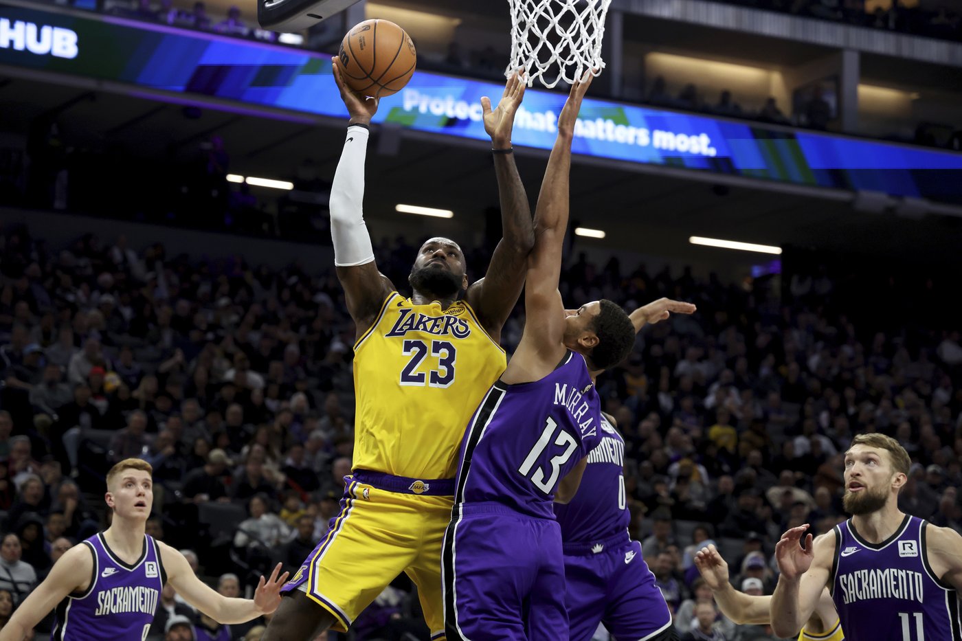 Another record for LeBron James in the Lakers' 113-100 victory over the Kings | iNFOnews.ca Another record for LeBron James in the Lakers' 113-100 victory over the Kings | iNFOnews.ca