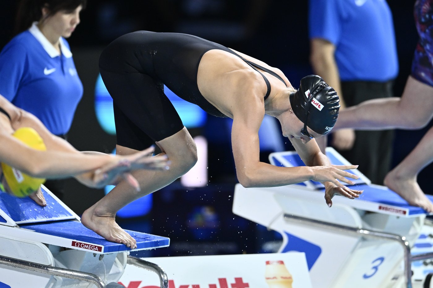 US swimmers win relay gold medals as short-course world records are broken in Budapest | iNFOnews.ca US swimmers win relay gold medals as short-course world records are broken in Budapest | iNFOnews.ca