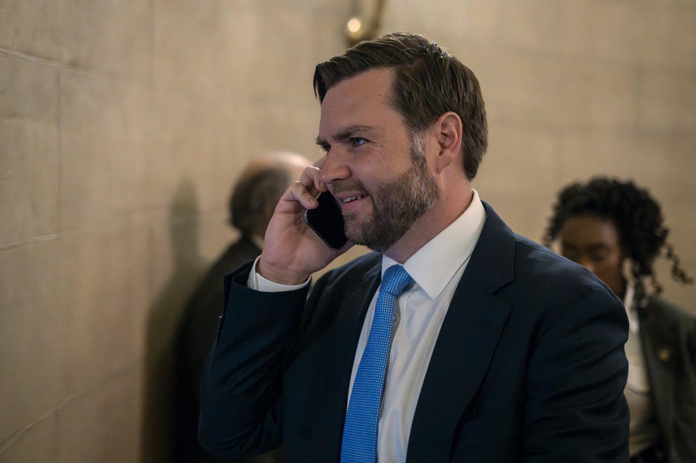 JD Vance is leaving the Senate for the vice presidency. That's set off a scramble for his Ohio seat | iNFOnews.ca