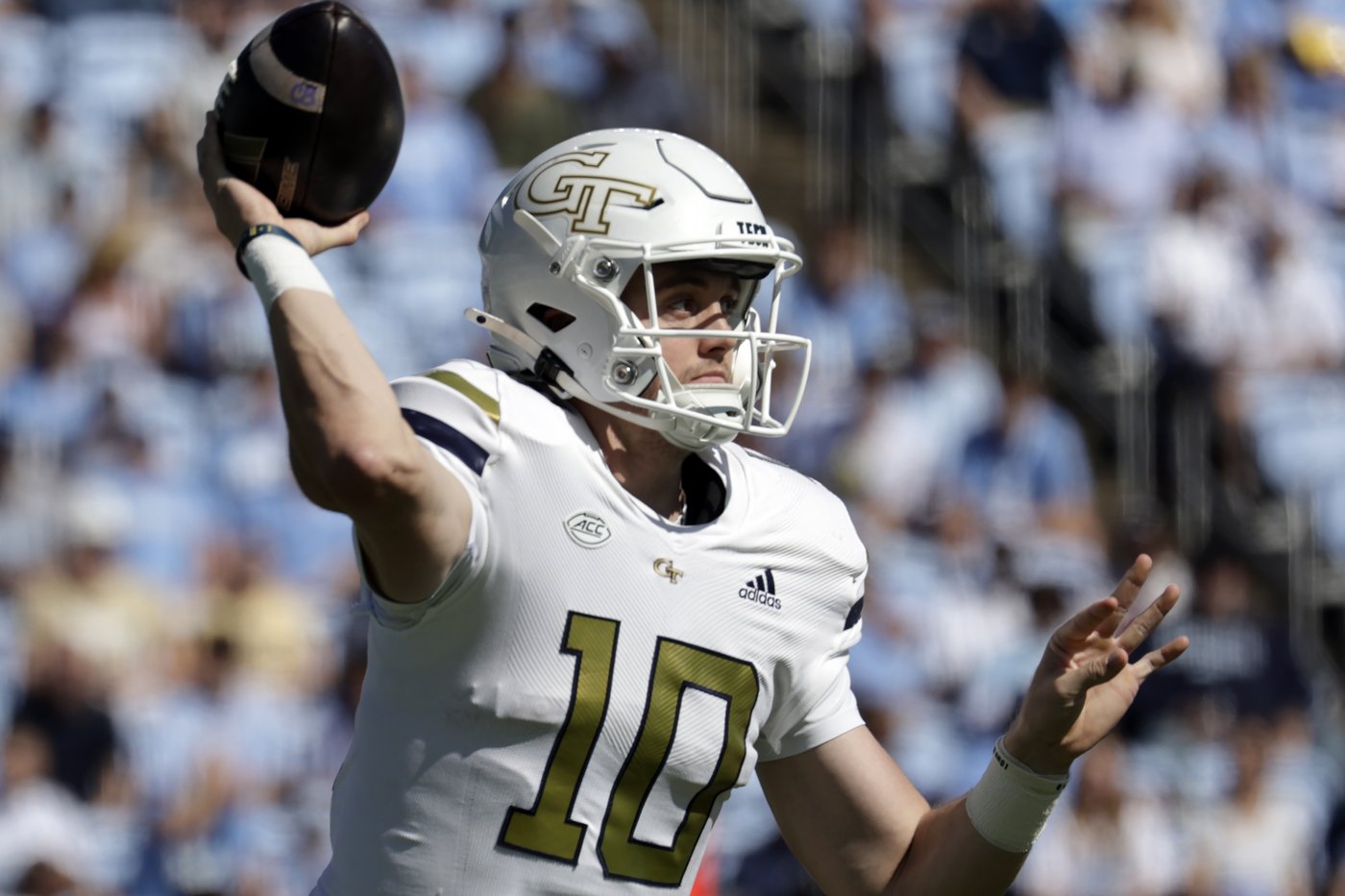 No. 12 Notre Dame defense adjusts to loss of CB Morrison against Georgia Tech's uncertain QB starter | iNFOnews.ca