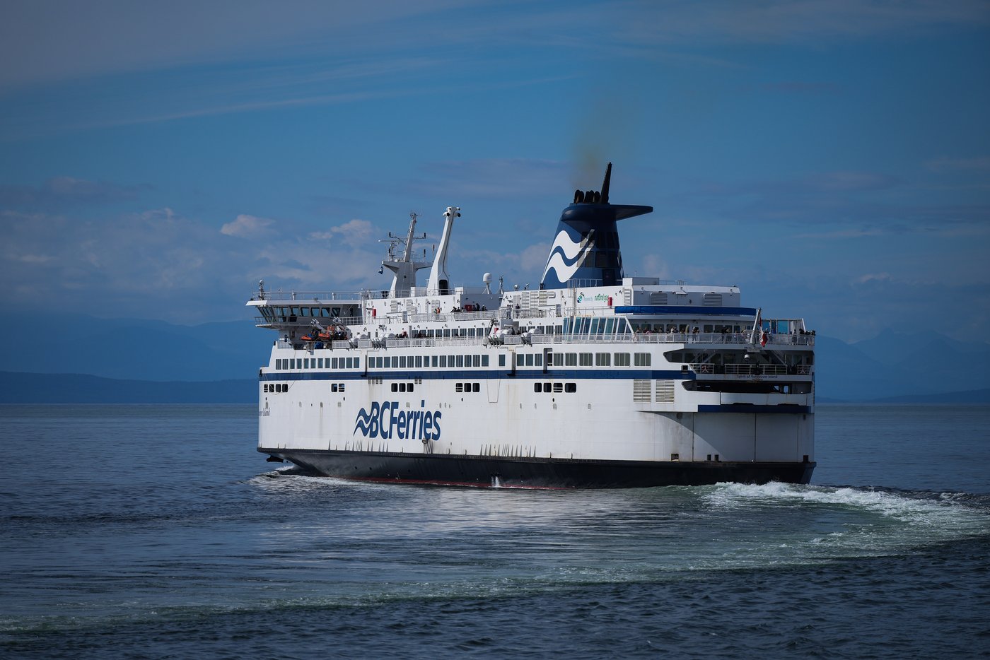 Passenger rescued after going overboard on BC Ferries sailing from Tsawwassen | iNFOnews.ca
