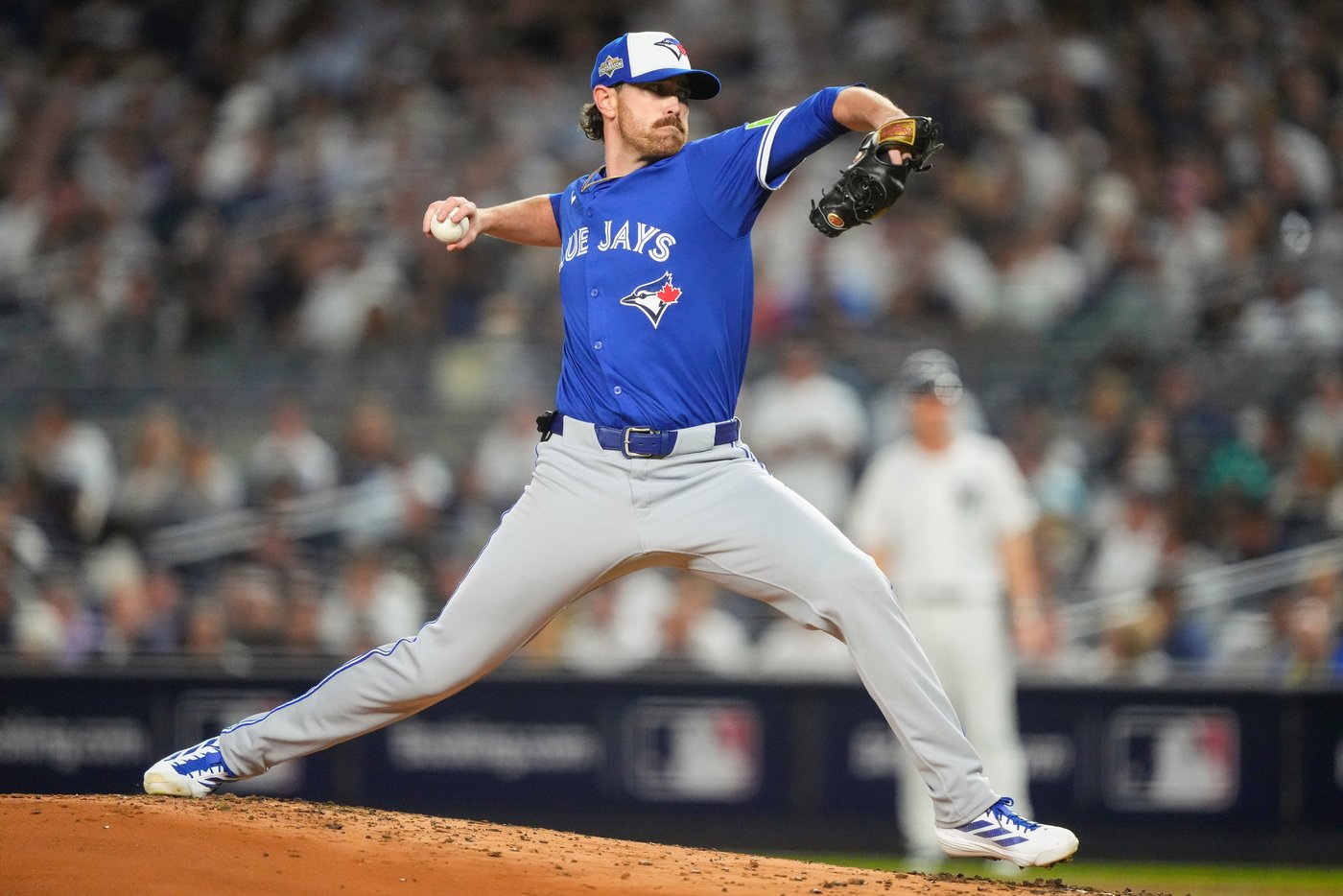 Hostile Territory: Bieber gets Game 3 start for Blue Jays as ALCS moves to Seattle | iNFOnews.ca
