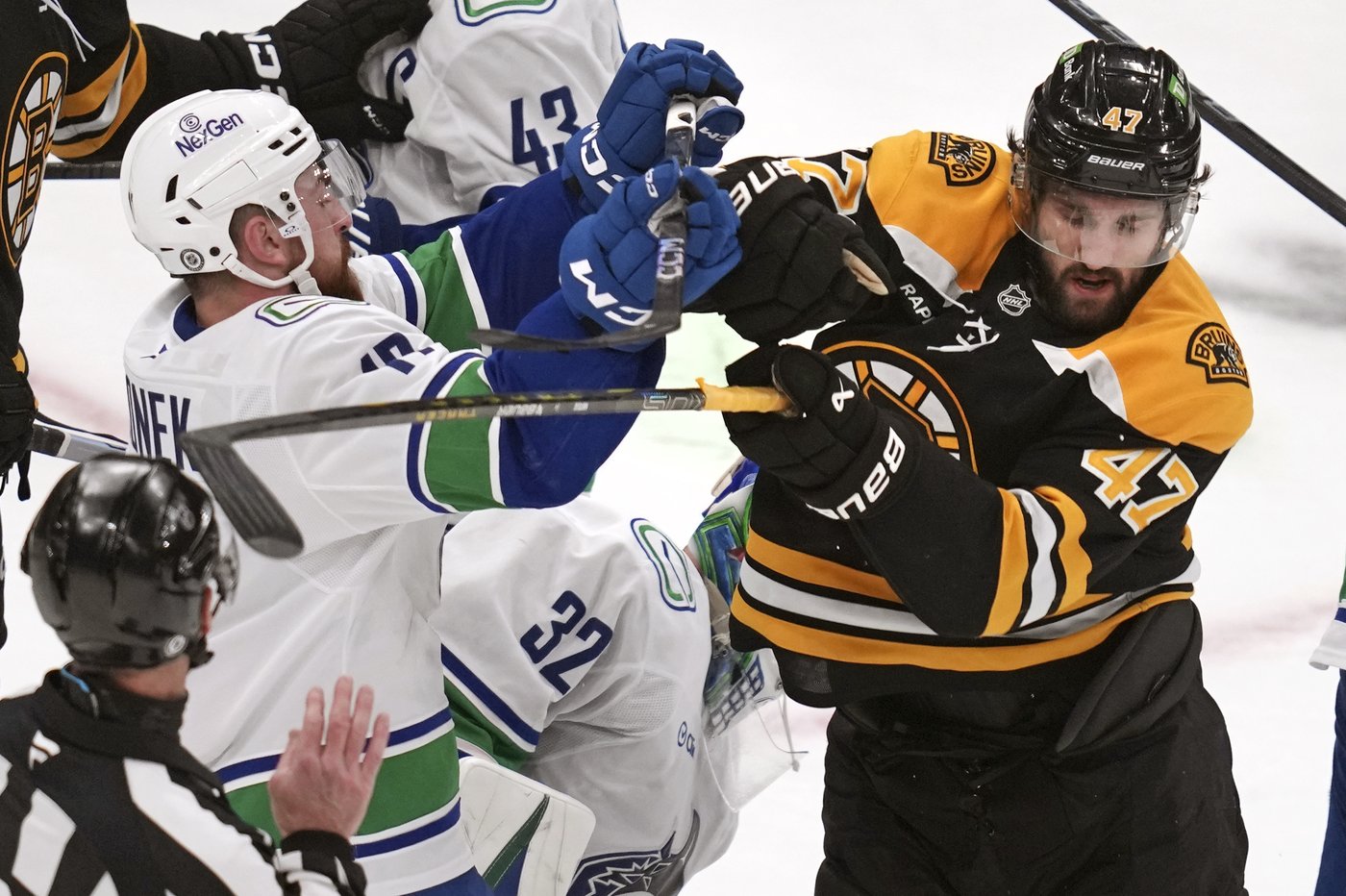DeBrusk scores in return to Boston as Canucks shut out Bruins 2-0 behind Lankinen | iNFOnews.ca