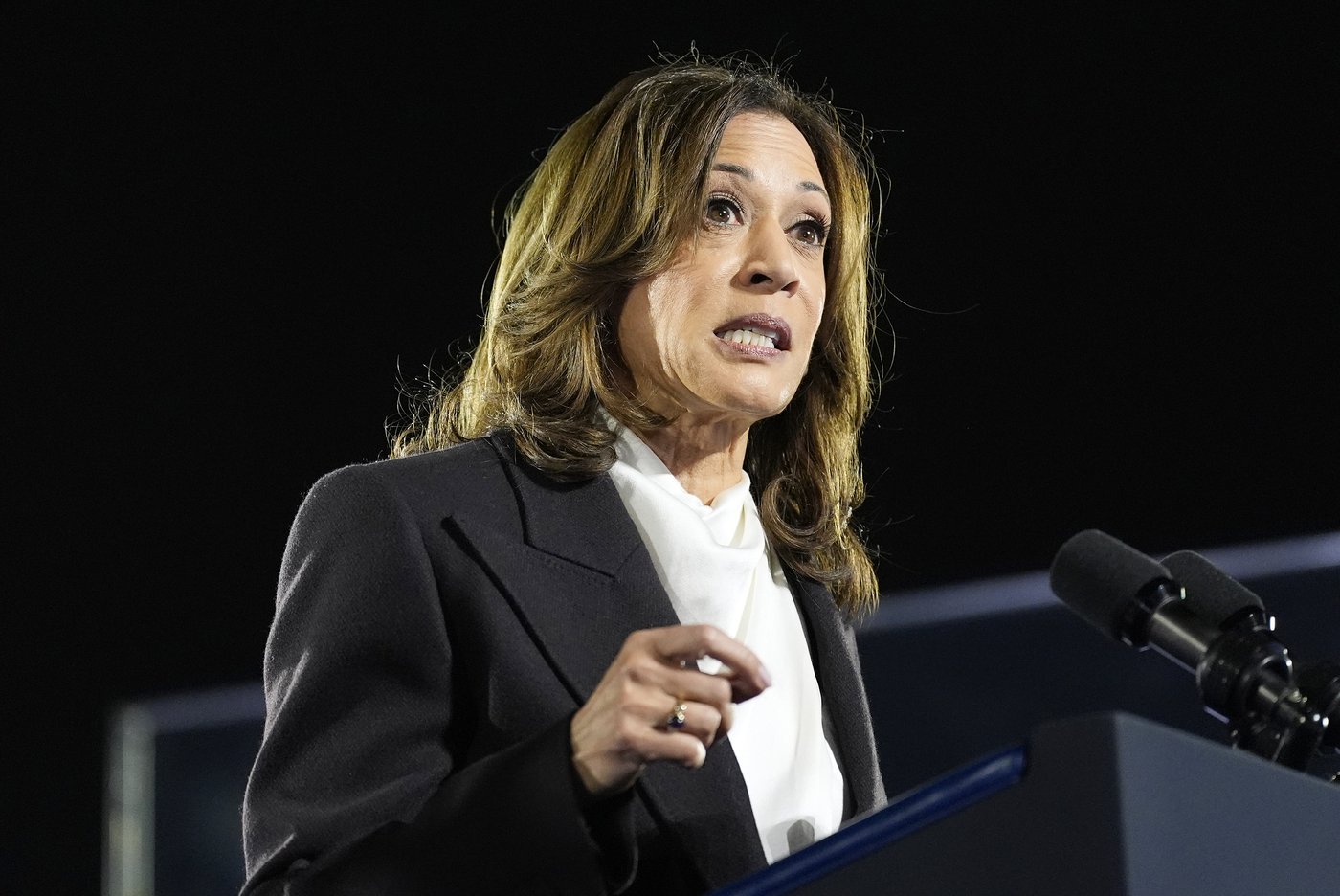 Election 2024 Latest: Trump and Harris lean into the campaign’s last leg with less than a week left | iNFOnews.ca Election 2024 Latest: Trump and Harris lean into the campaign’s last leg with less than a week left | iNFOnews.ca