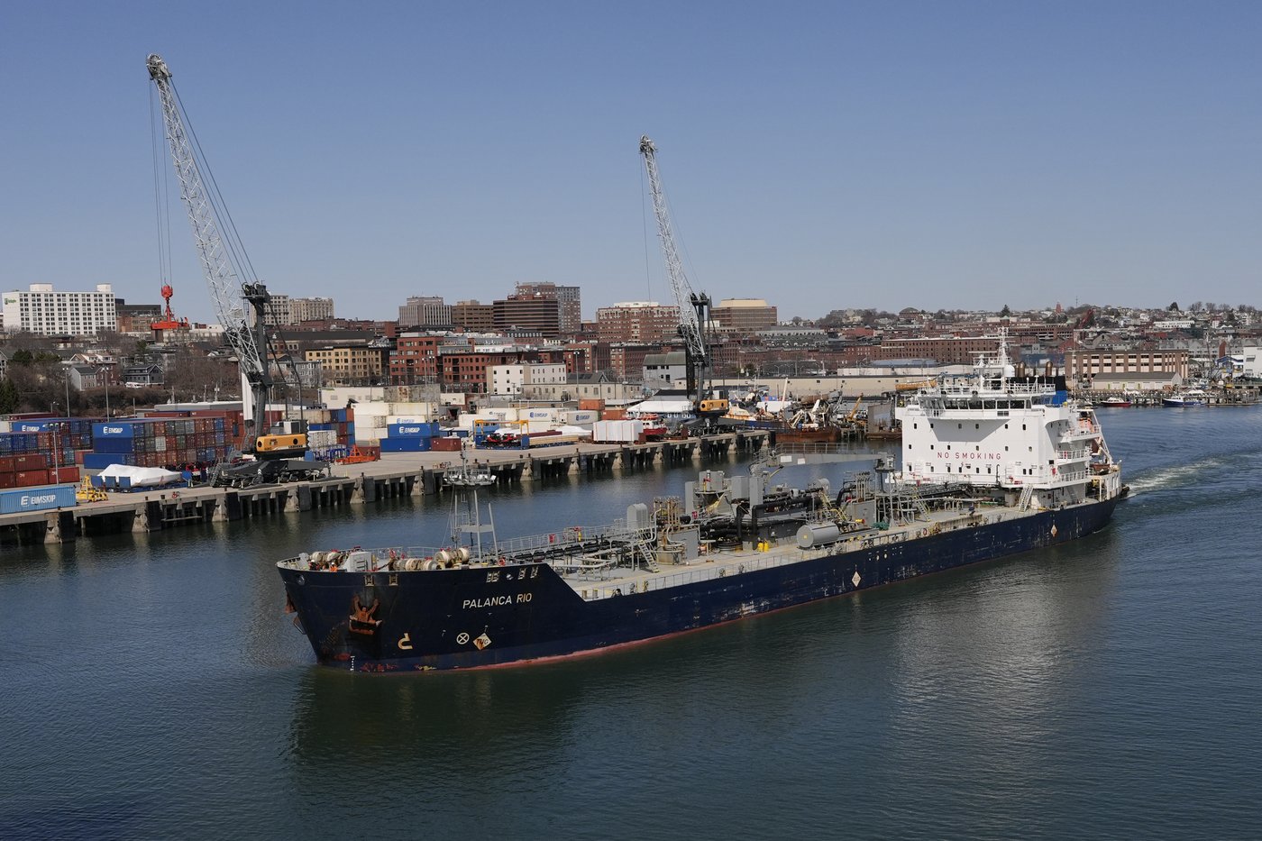 A dozen states sue the Trump administration to stop tariff policy | iNFOnews.ca