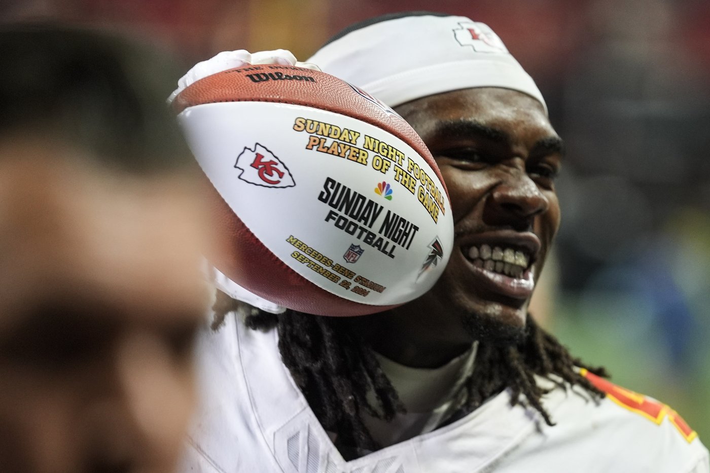 Chiefs put WR Rashee Rice on injured reserve after hurting his knee in a win over the Chargers | iNFOnews.ca Chiefs put WR Rashee Rice on injured reserve after hurting his knee in a win over the Chargers | iNFOnews.ca
