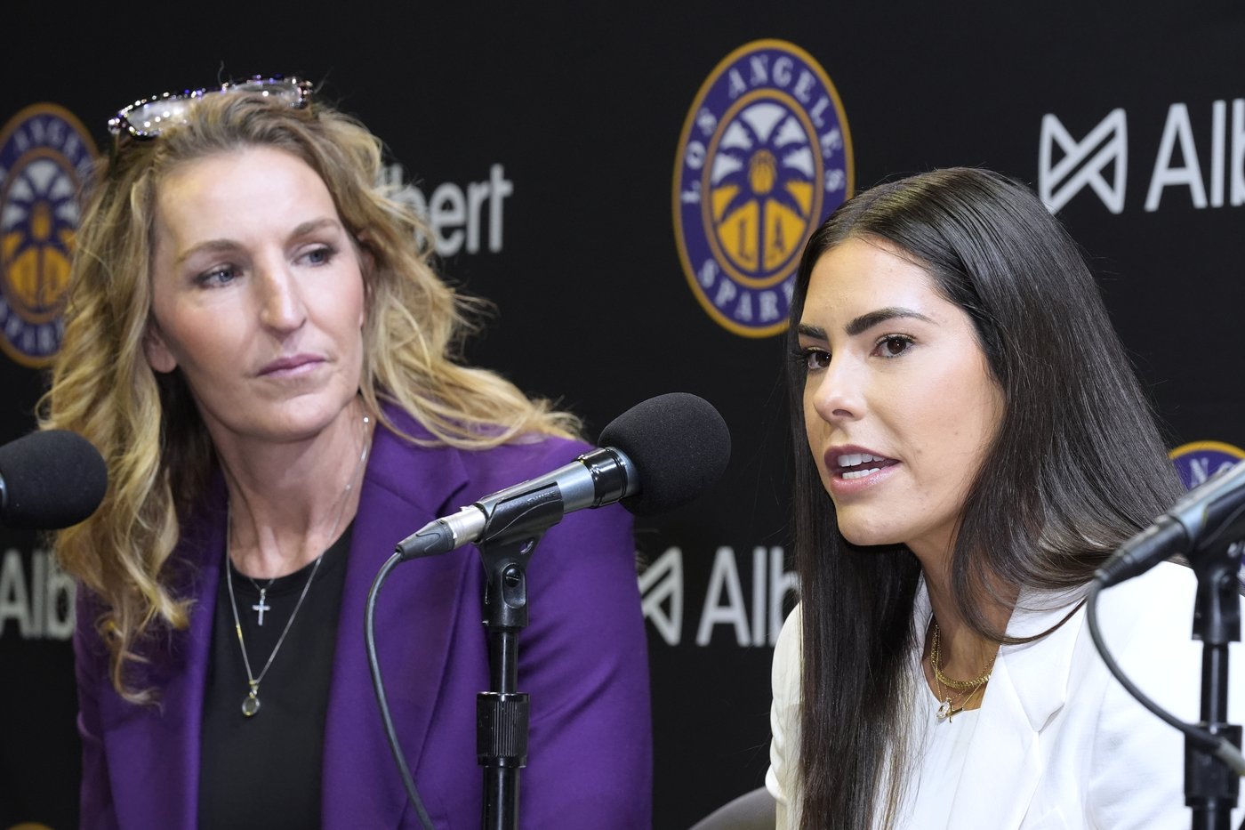 Kelsey Plum joins LA Sparks in a reunion with former Aces teammate Dearica Hamby | iNFOnews.ca Kelsey Plum joins LA Sparks in a reunion with former Aces teammate Dearica Hamby | iNFOnews.ca