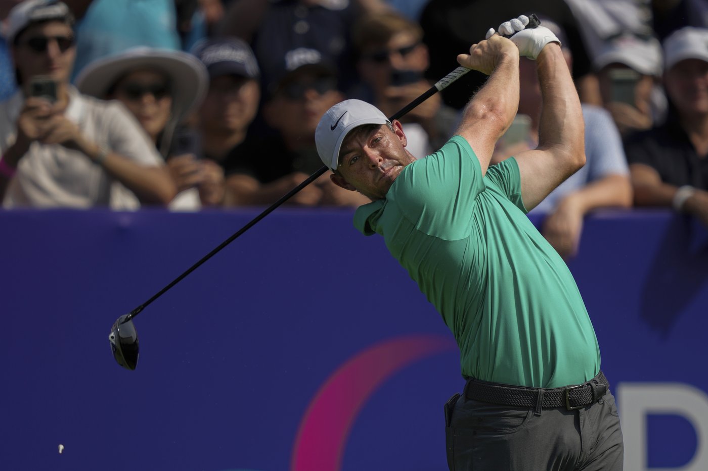 McIlroy tied for lead at World Tour Championship and strengthens Race to Dubai title bid | iNFOnews.ca McIlroy tied for lead at World Tour Championship and strengthens Race to Dubai title bid | iNFOnews.ca
