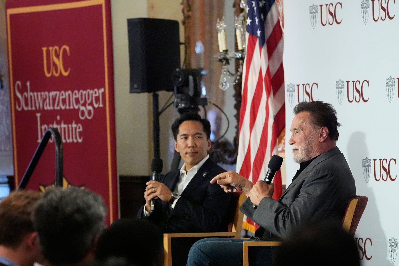 Arnold Schwarzenegger enters fight on US House control, urges vote against new California districts | iNFOnews.ca Arnold Schwarzenegger enters fight on US House control, urges vote against new California districts | iNFOnews.ca