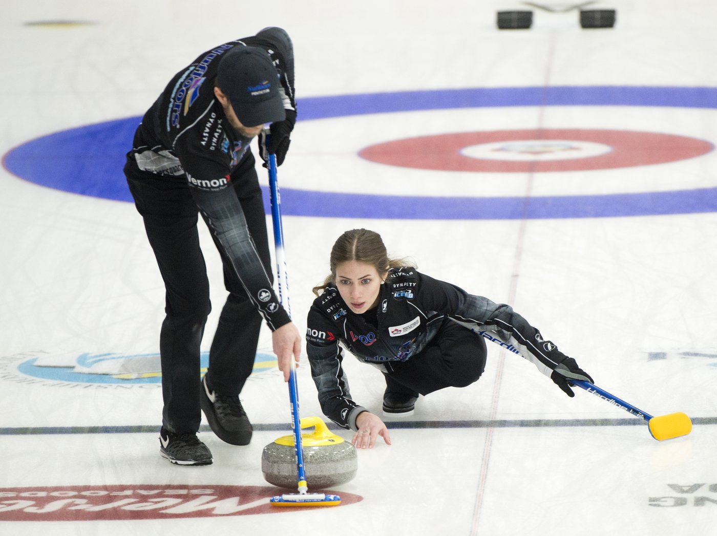 Matchups set for first playoff draw at mixed doubles curling trials | iNFOnews.ca