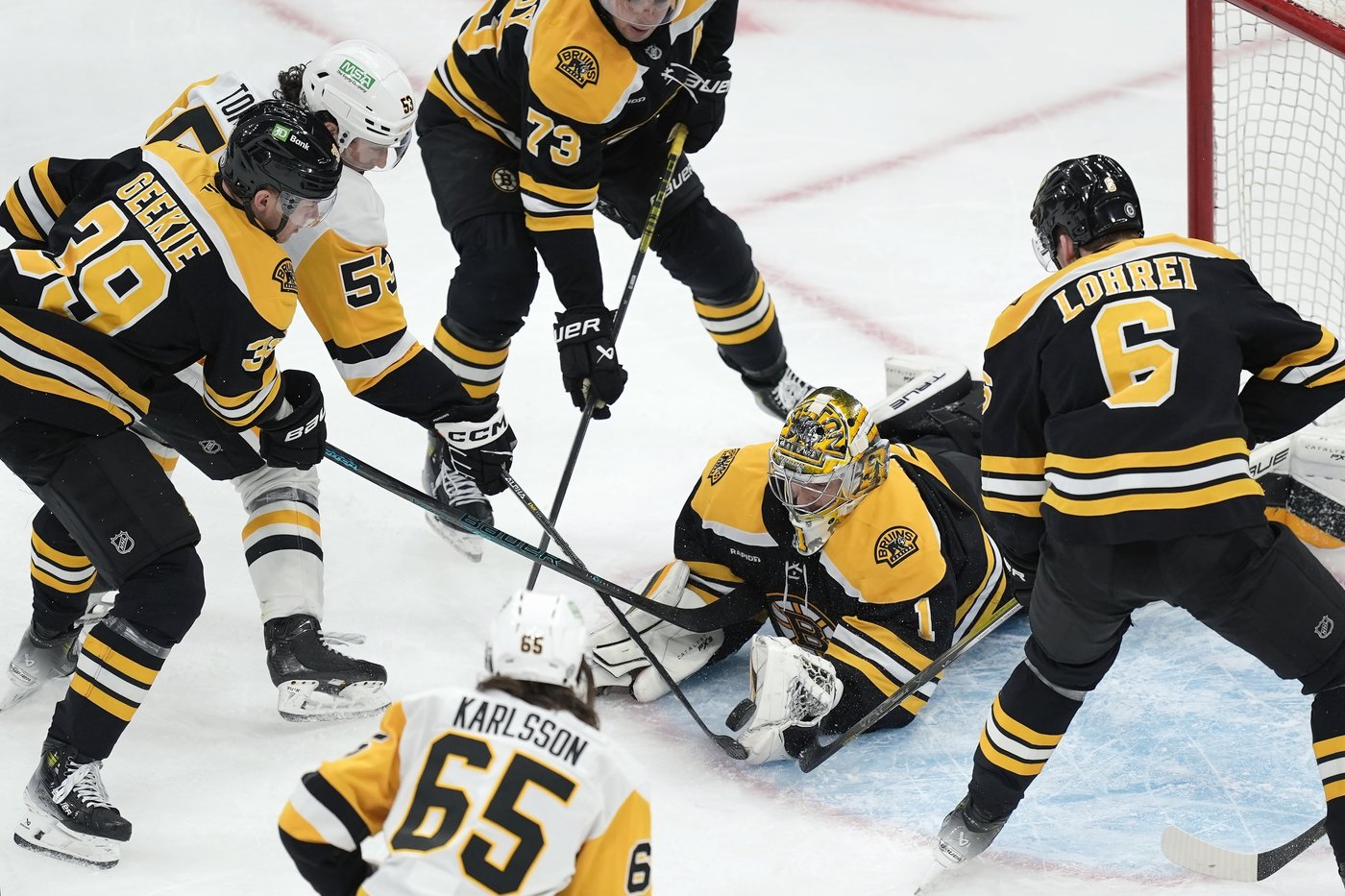 Tomasino scores 3rd period goal to give Penguins 2-1 win over Bruins | iNFOnews.ca