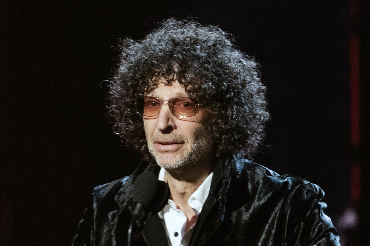 Howard Stern returns to SiriusXM radio show after trolling listeners | iNFOnews.ca