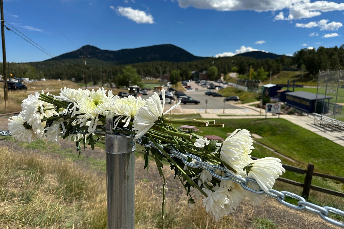 Authorities say student who had been radicalized fired revolver at Colorado school, wounding 2 | iNFOnews.ca Authorities say student who had been radicalized fired revolver at Colorado school, wounding 2 | iNFOnews.ca