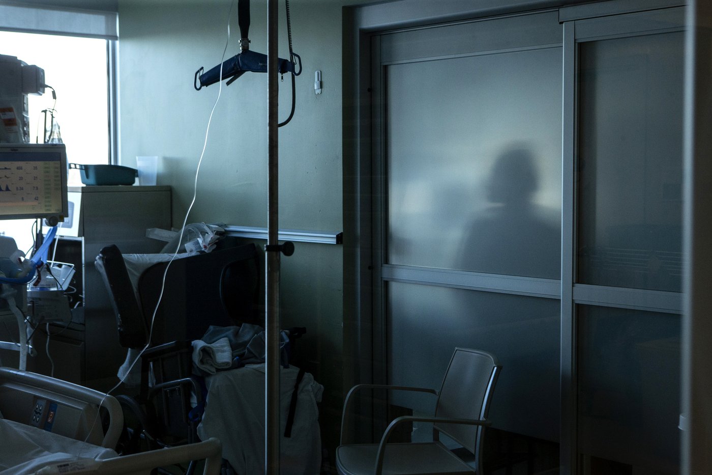 Older patients, non-English speakers more likely to be harmed in hospital: report | iNFOnews.ca