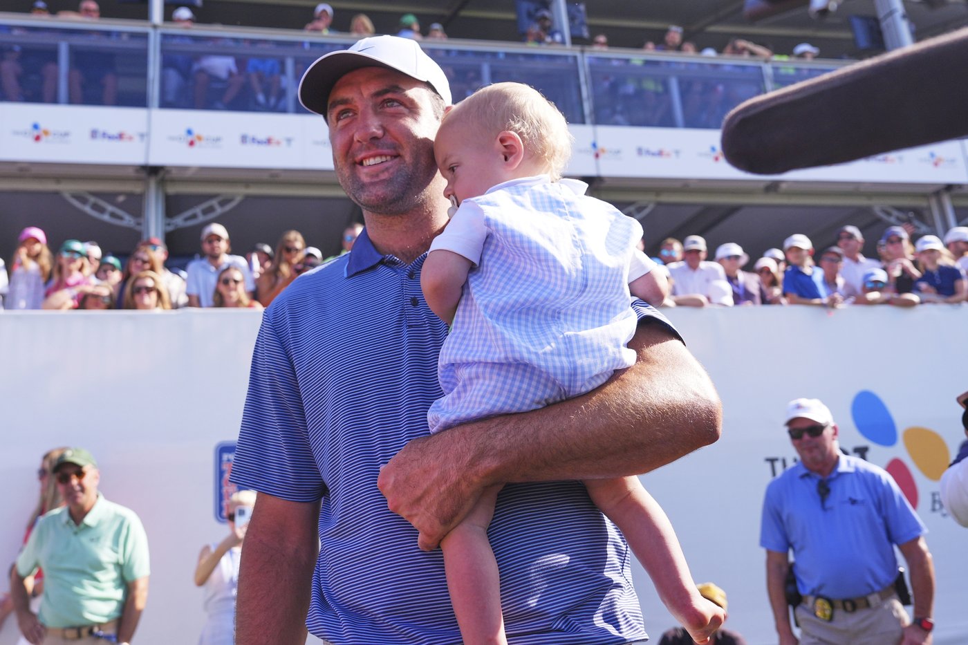 Scottie Scheffler matches PGA Tour scoring record in big win at Nelson. DeChambeau wins in LIV Golf | iNFOnews.ca Scottie Scheffler matches PGA Tour scoring record in big win at Nelson. DeChambeau wins in LIV Golf | iNFOnews.ca