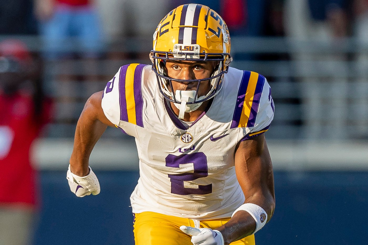 What to know about former LSU receiver Kyren Lacy and new video of a fatal highway crash | iNFOnews.ca