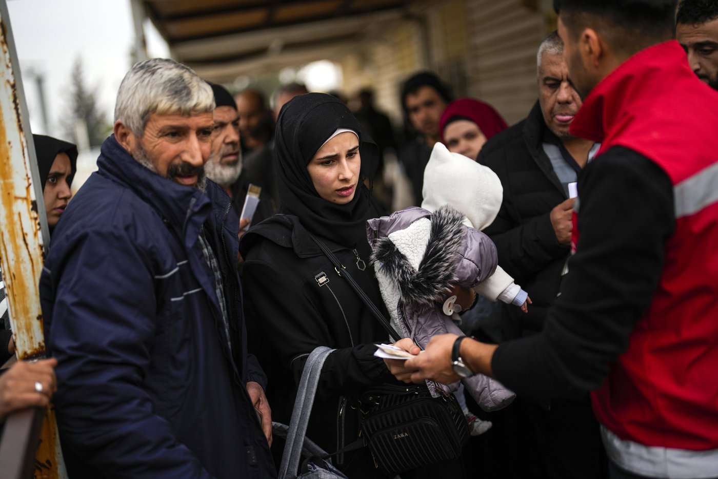 The warm Turkish welcome for refugees is ending and Syrians are worried | iNFOnews.ca The warm Turkish welcome for refugees is ending and Syrians are worried | iNFOnews.ca