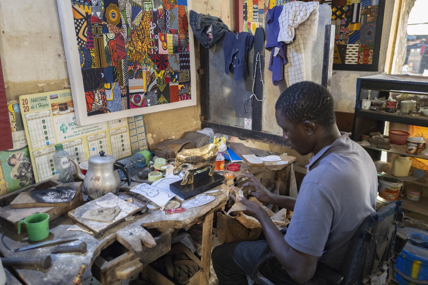 Senegalese artisans in the spotlight as they exhibit for the first time at a prestigious art event | iNFOnews.ca