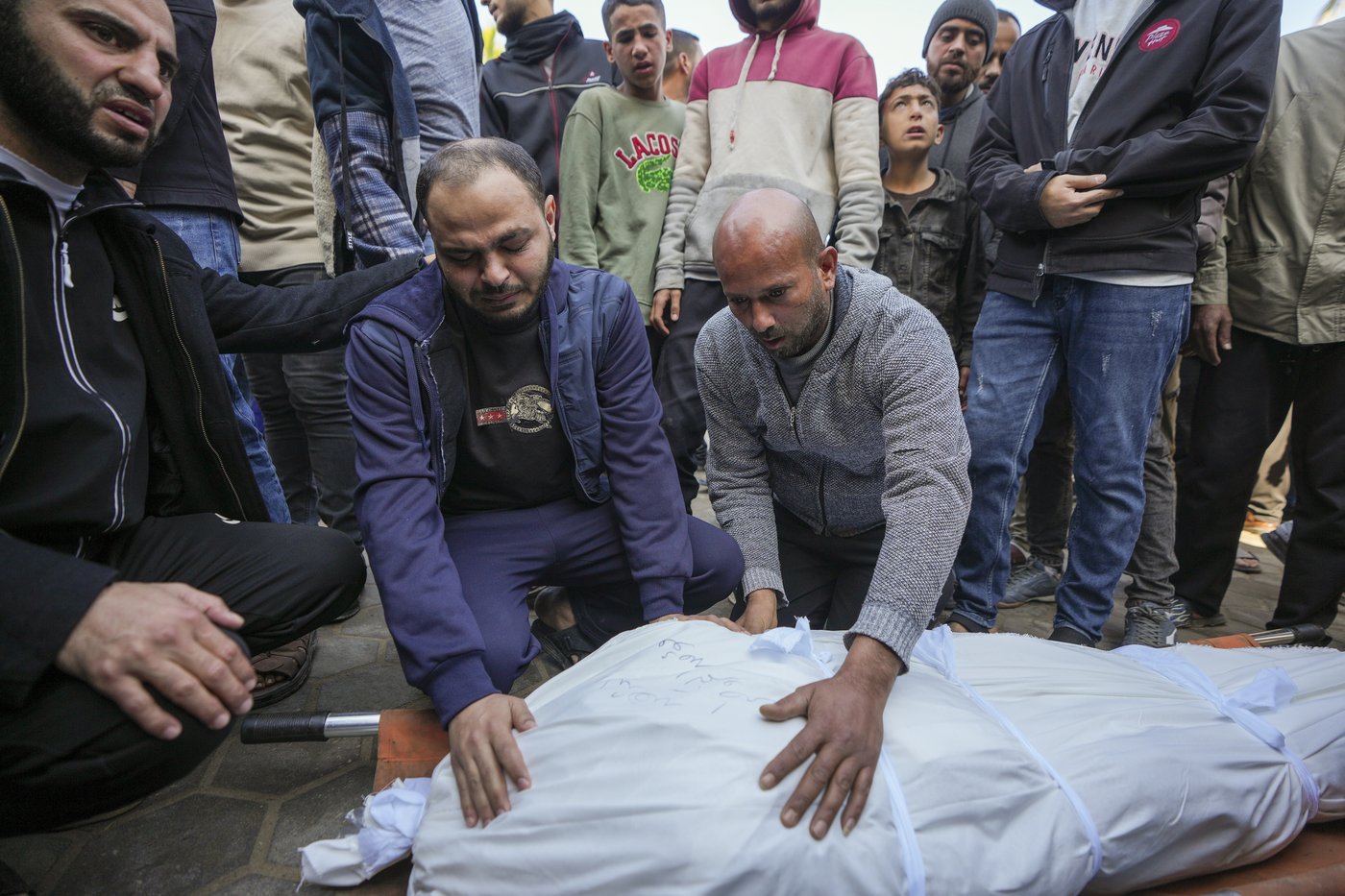 Middle East latest: Israeli strikes across Gaza kill at least 40, including several kids | iNFOnews.ca Middle East latest: Israeli strikes across Gaza kill at least 40, including several kids | iNFOnews.ca