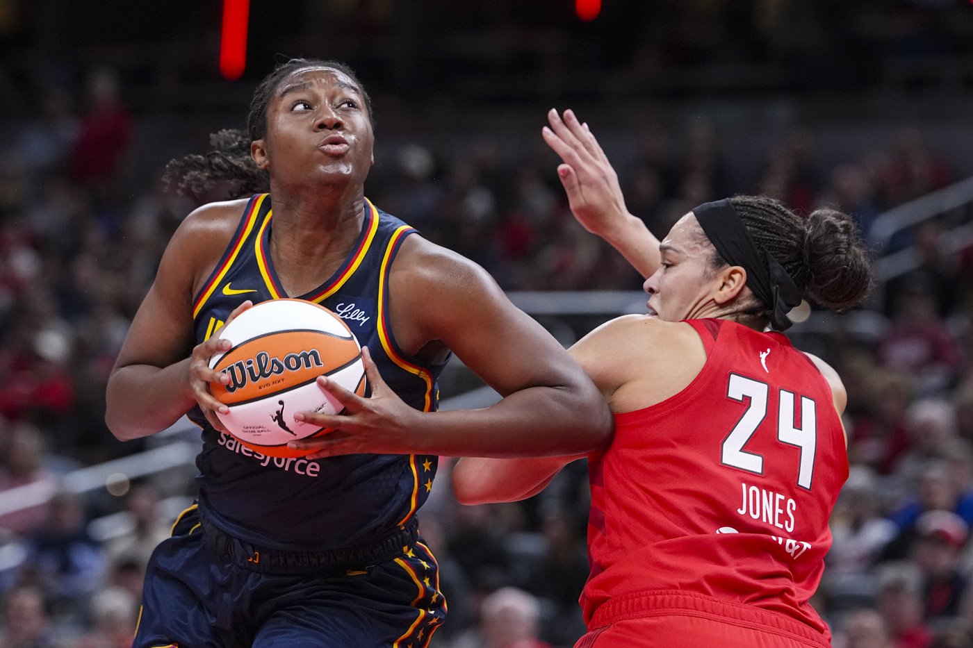 Rhyne Howard's late free throw helps the Dream outlast Caitlin Clark and the Fever | iNFOnews.ca