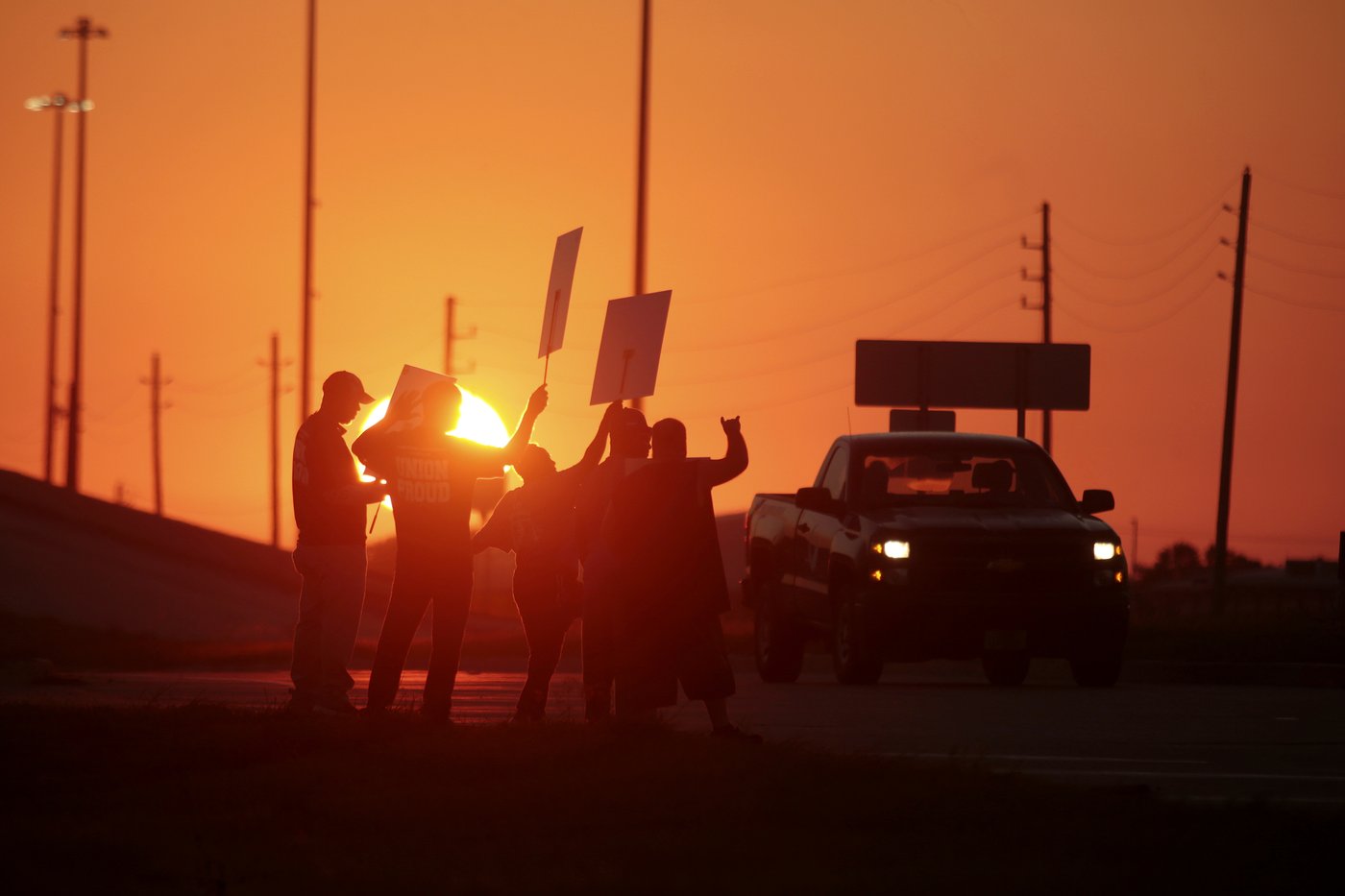 PHOTO COLLECTION: Port Strike | iNFOnews.ca PHOTO COLLECTION: Port Strike | iNFOnews.ca