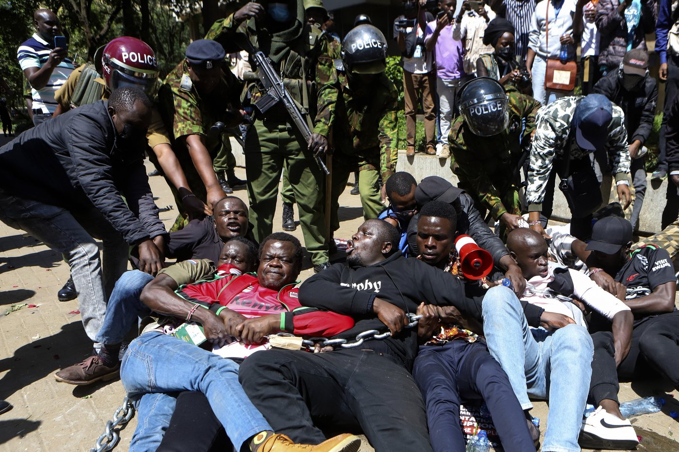 Politician among protesters arrested in Kenya while calling for an end to alleged abductions | iNFOnews.ca Politician among protesters arrested in Kenya while calling for an end to alleged abductions | iNFOnews.ca