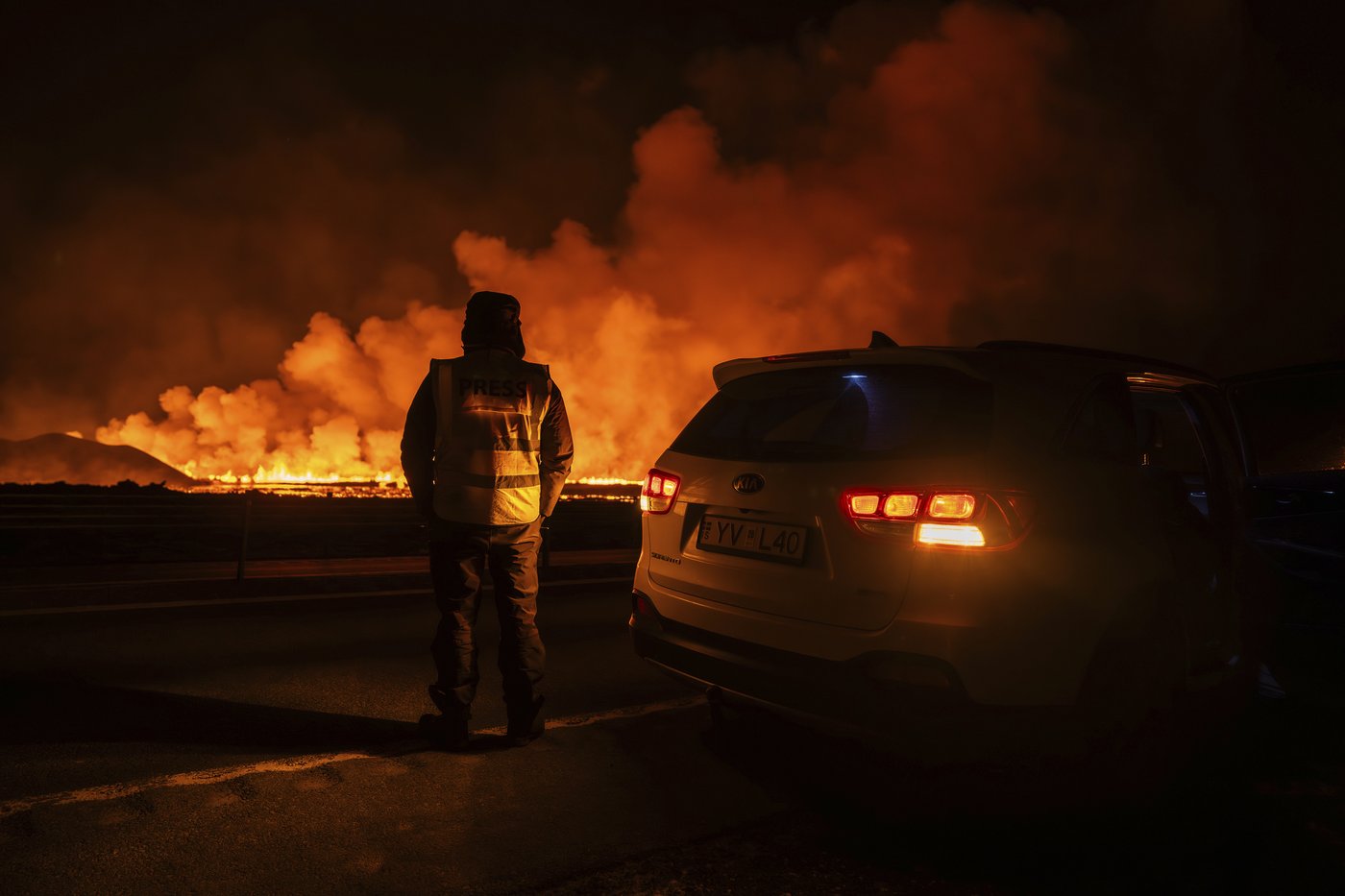 Volcano on Iceland's Reykjanes Peninsula erupts for the 7th time in a year | iNFOnews.ca