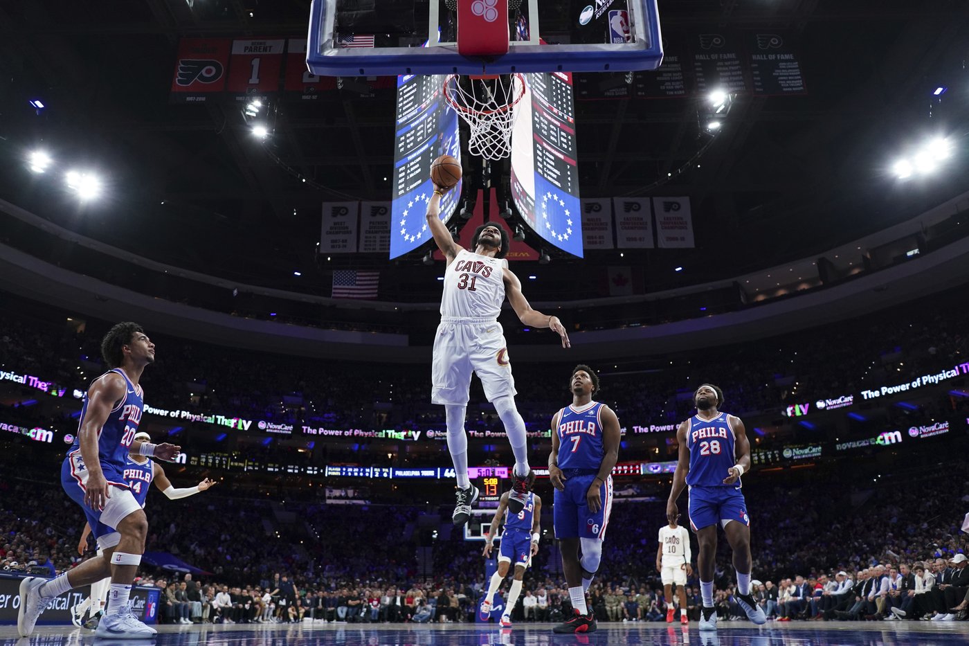 Cavs beats Sixers 114-106 to become 6th NBA team to start a season 13-0 | iNFOnews.ca Cavs beats Sixers 114-106 to become 6th NBA team to start a season 13-0 | iNFOnews.ca