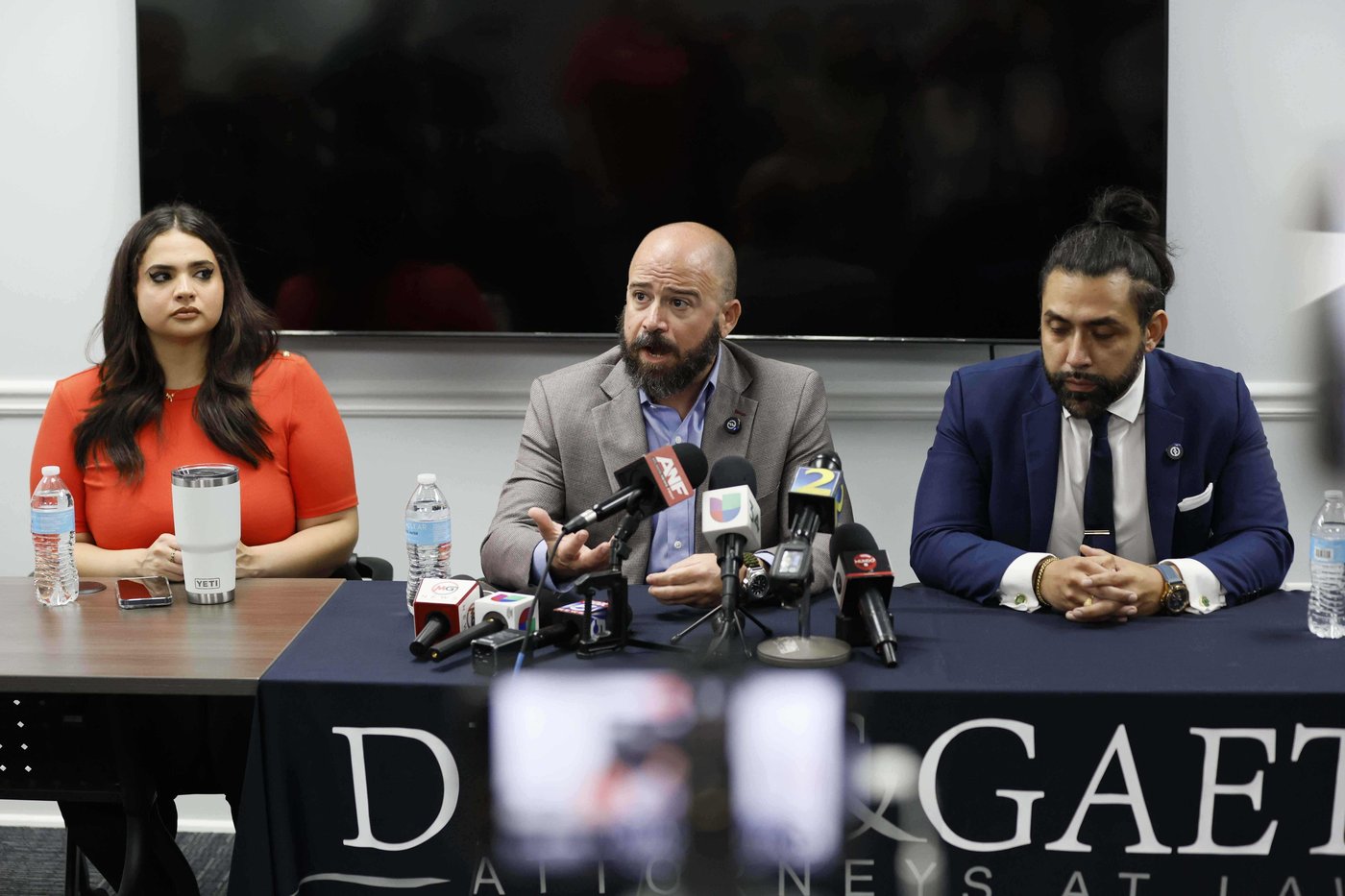 ICE takes custody of Spanish-language journalist arrested at Georgia protest | iNFOnews.ca ICE takes custody of Spanish-language journalist arrested at Georgia protest | iNFOnews.ca