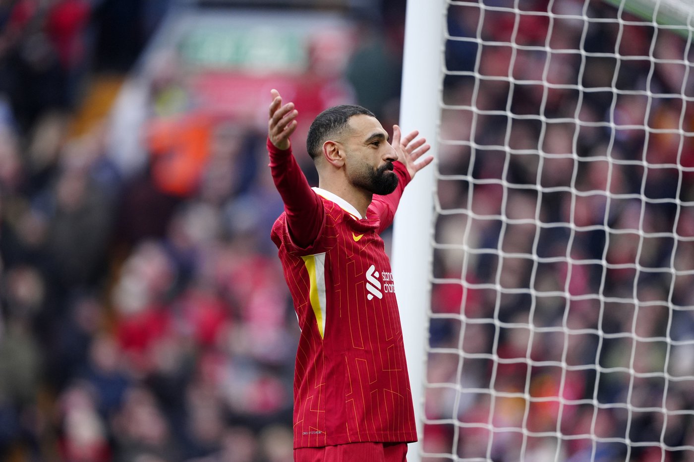 Liverpool continues Premier League title charge and Man United's season keeps getting worse | iNFOnews.ca
