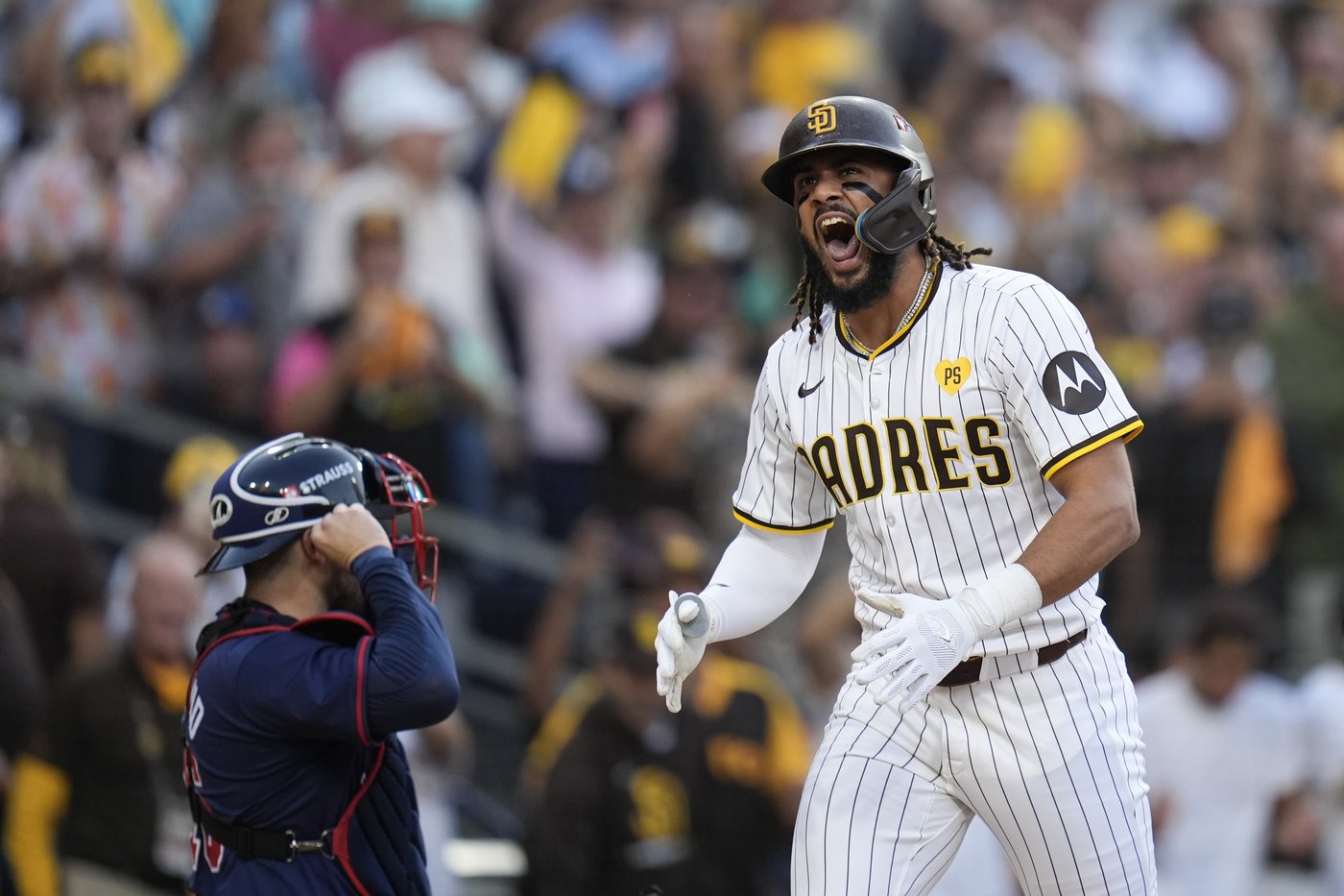 Fernando Tatis Jr. returns to the playoffs with a towering 2-run homer for the Padres in 4-0 win | iNFOnews.ca Fernando Tatis Jr. returns to the playoffs with a towering 2-run homer for the Padres in 4-0 win | iNFOnews.ca