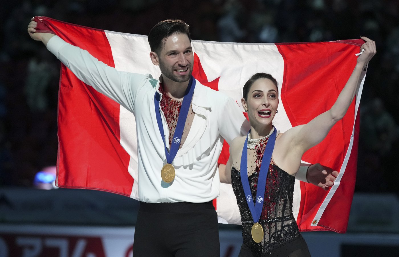 Stellato-Dudek, Deschamps go from hunters to hunted in 2024-25 figure skating season | iNFOnews.ca