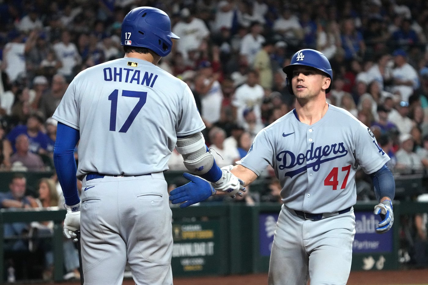 Perdomo hits game-winning single in 9th to keep D-backs in NL wild card race, beating Dodgers 5-4 | iNFOnews.ca Perdomo hits game-winning single in 9th to keep D-backs in NL wild card race, beating Dodgers 5-4 | iNFOnews.ca