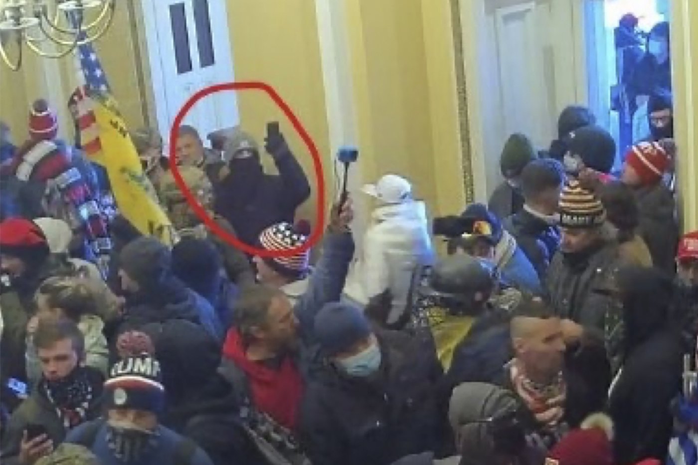 Indiana man pardoned by Trump is fatally shot during a traffic stop | iNFOnews.ca Indiana man pardoned by Trump is fatally shot during a traffic stop | iNFOnews.ca