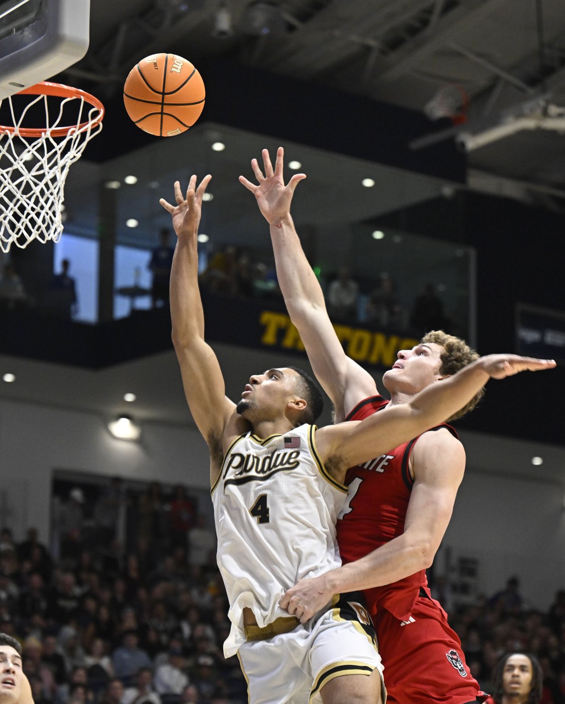 Kaufman-Renn takes over in second half as No. 13 Purdue beats NC State 71-61 | iNFOnews.ca