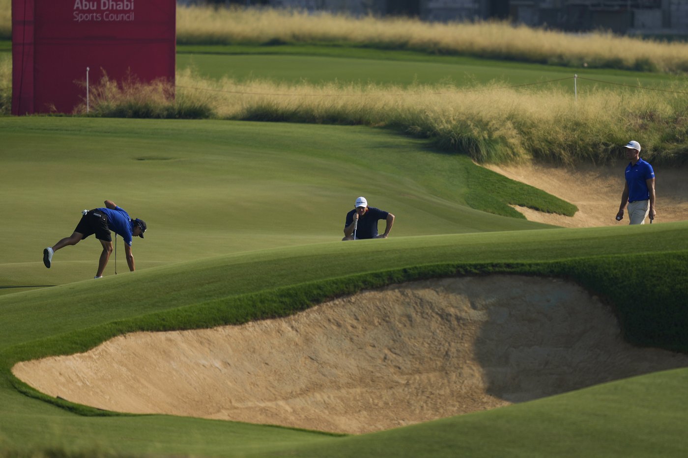 Major winners Jason Day and Cameron Smith trail by 2 after 1st round of the Australian PGA | iNFOnews.ca