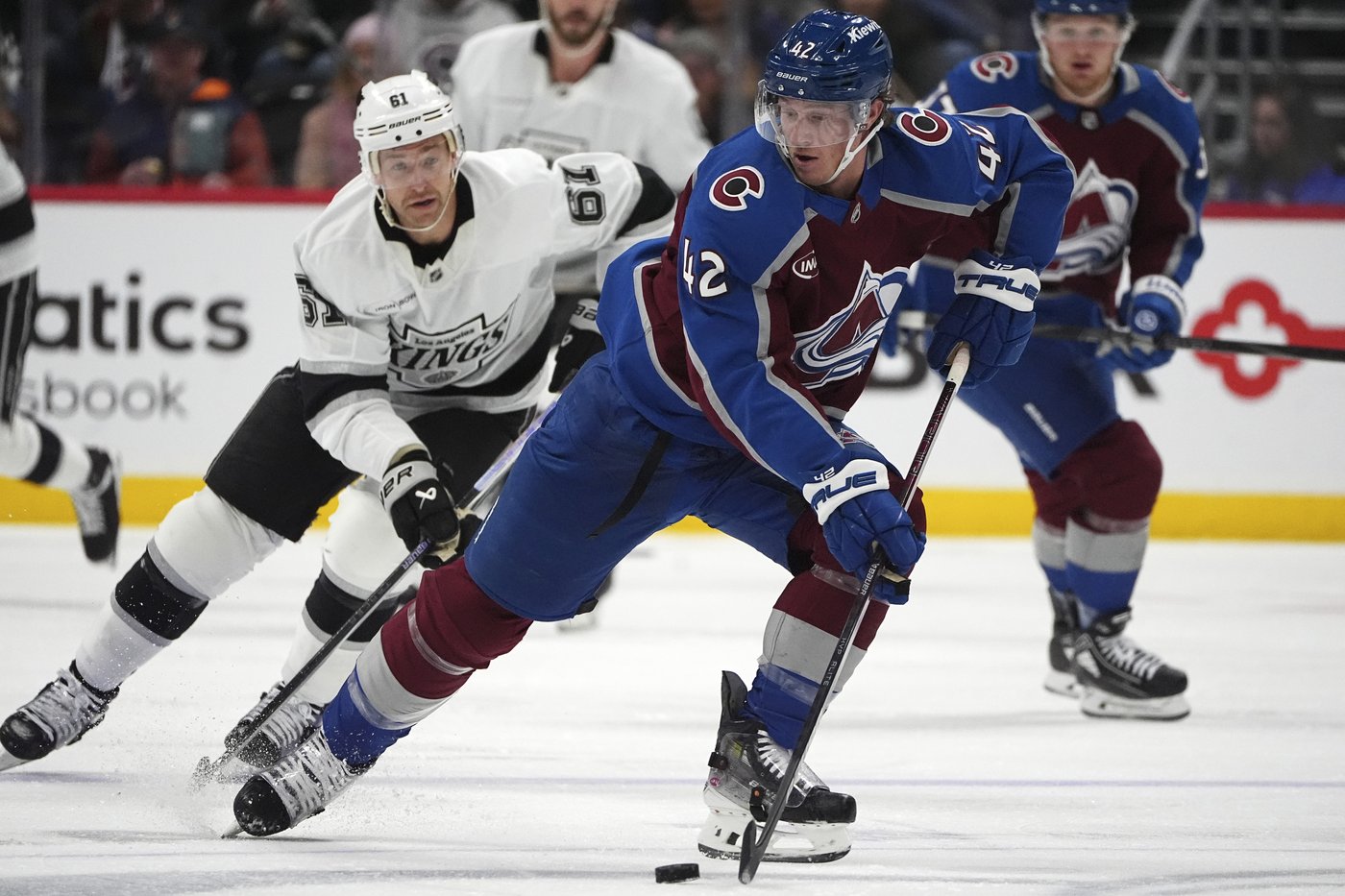 Rantanen has 9th career hat trick, Avalanche beat Kings 4-2 | iNFOnews.ca