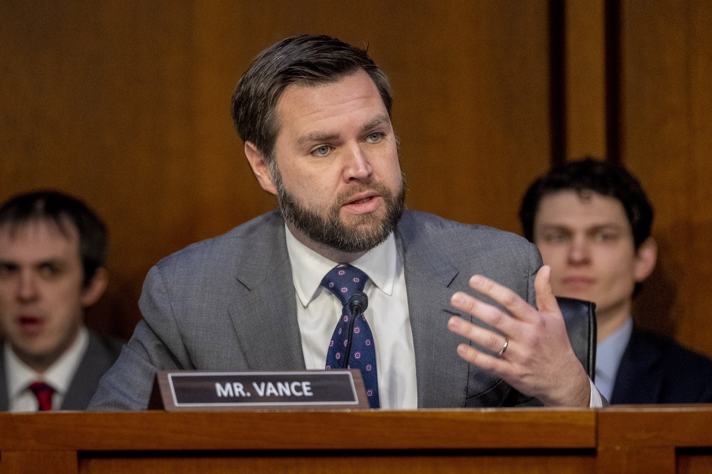 Vice President-elect JD Vance resigns from the Senate | iNFOnews.ca Vice President-elect JD Vance resigns from the Senate | iNFOnews.ca