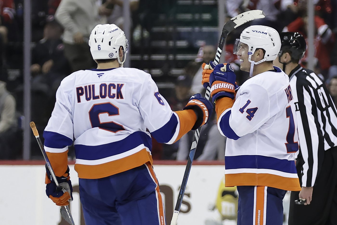 Horvat scores in overtime as Islanders beat Devils 4-3 | iNFOnews.ca Horvat scores in overtime as Islanders beat Devils 4-3 | iNFOnews.ca